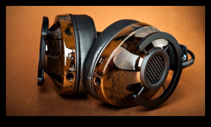 Tech Couture Κομψά αξεσουάρ παιχνιδιού για τον απαιτητικό παίκτη 4 Tech Couture: Αξεσουάρ σχεδιαστών για απαιτητικούς παίκτες