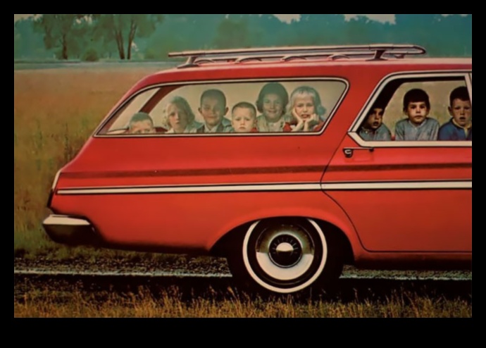 Επιστροφή στους δρόμους του παρελθόντος: Vintage Vehicles and the Joy of Exploration