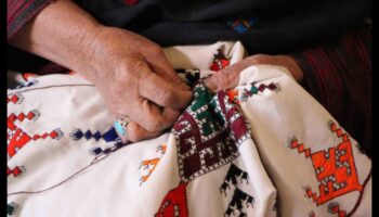 Μπαλότσι Brilliance: Παραδοσιακές Τέχνες του Λαού Μπαλόχ